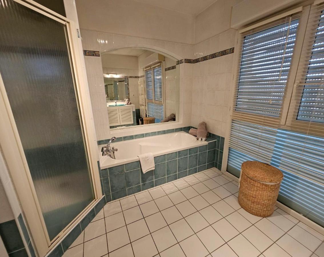 Villa Mars Yourhosthelper ناربون المظهر الخارجي الصورة