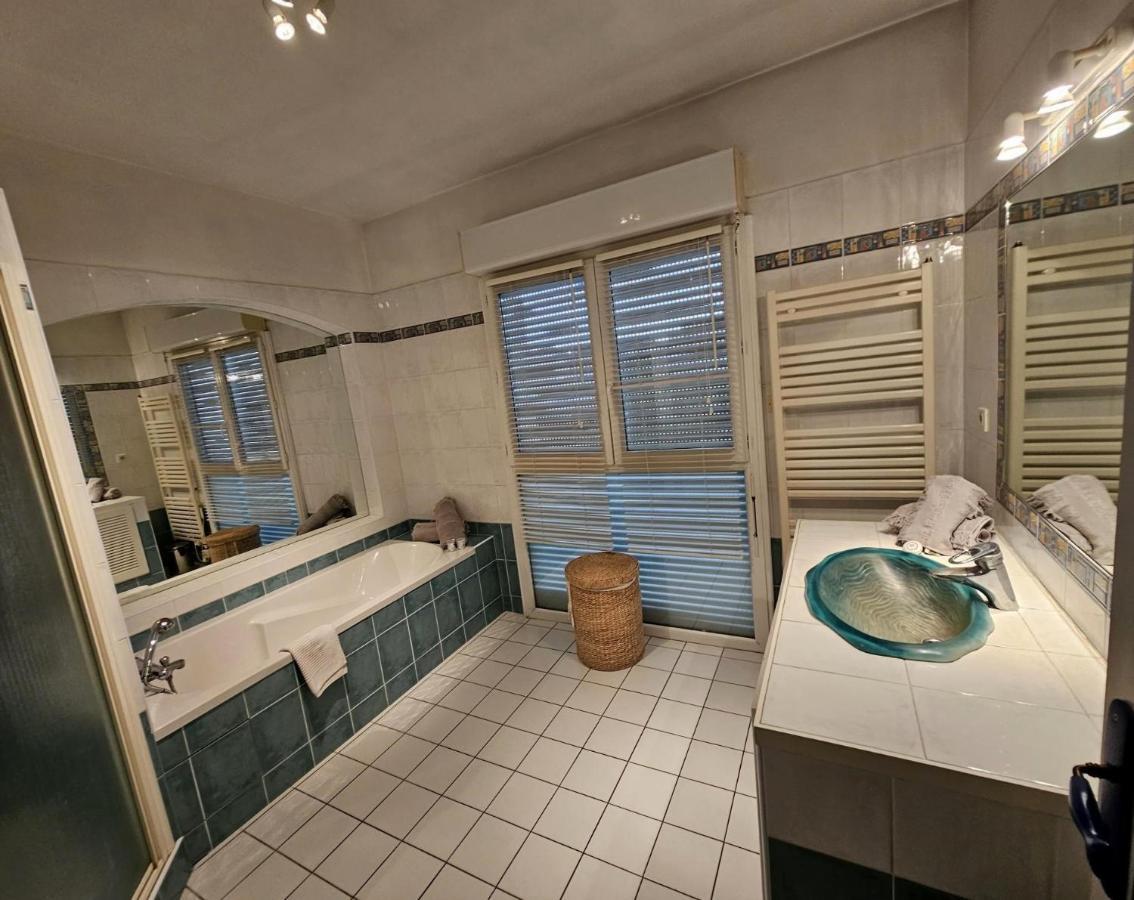 Villa Mars Yourhosthelper ناربون المظهر الخارجي الصورة